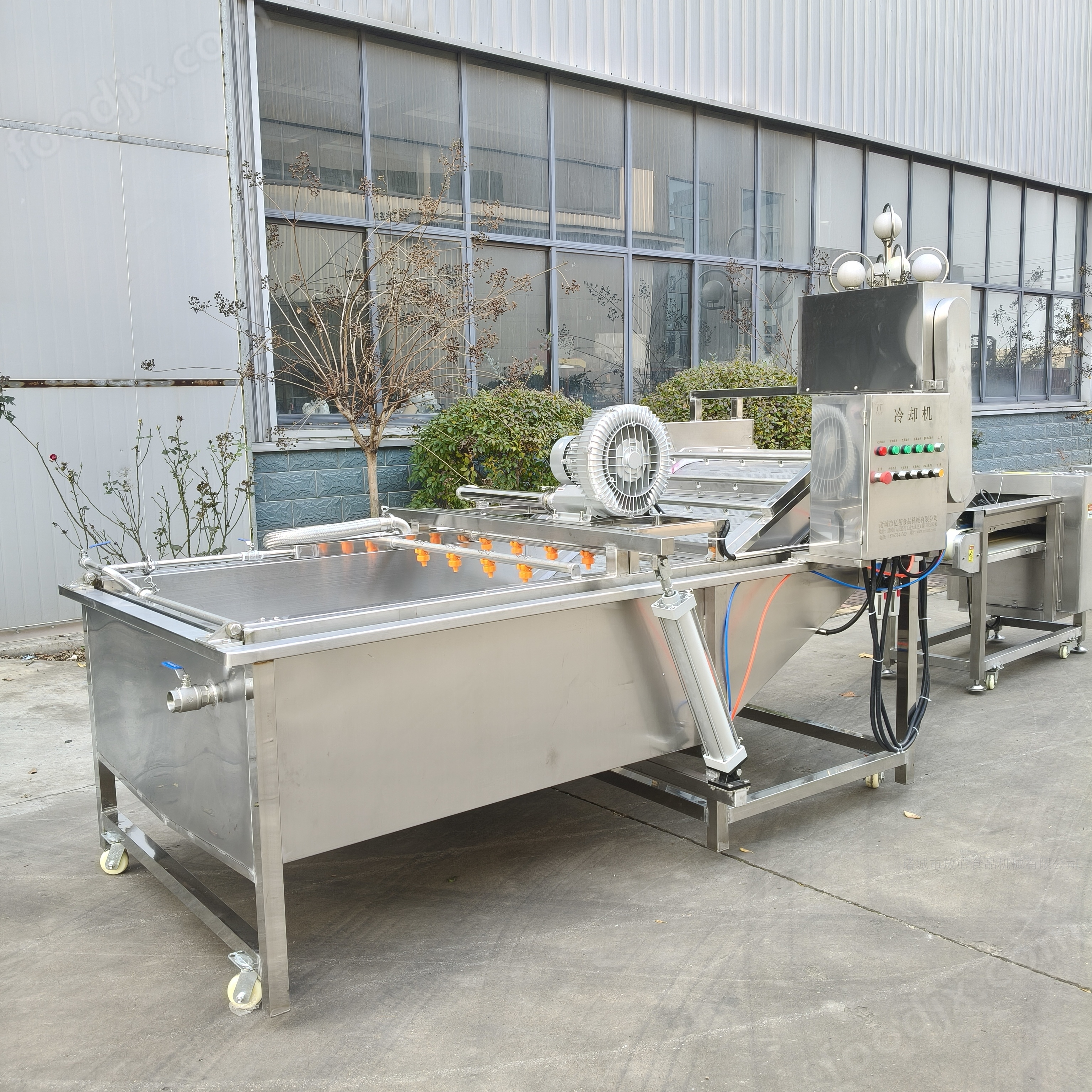 大型連續(xù)式海帶蒸煮機(jī)