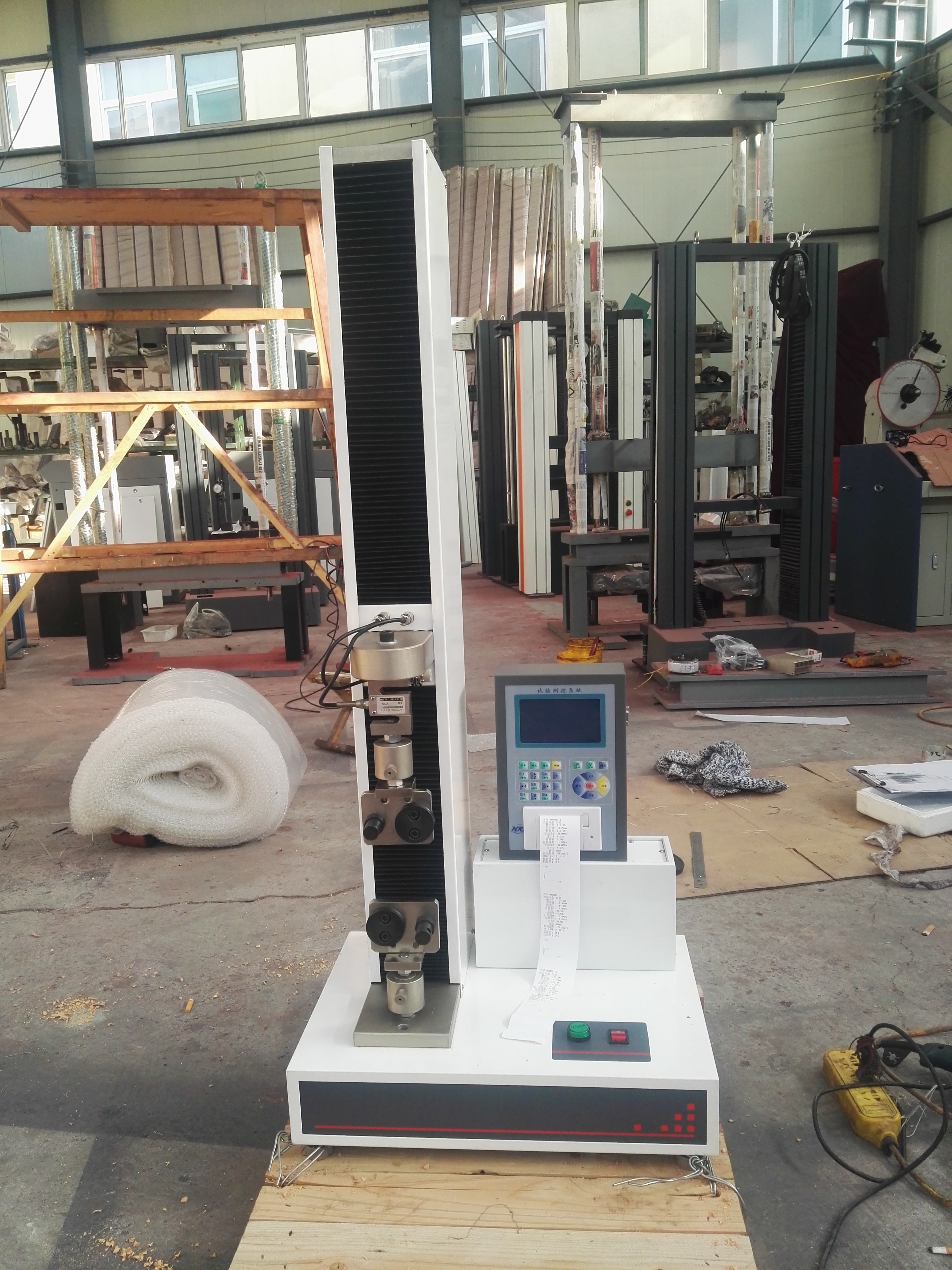 电子拉力试验机