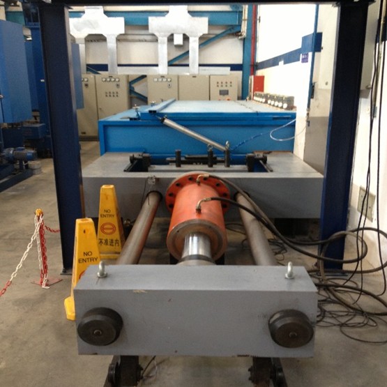 微機(jī)控制蹦極繩疲勞試驗機(jī)