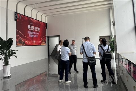 陜鼓動(dòng)力鄭總一行蒞臨國(guó)盛激光參觀交流